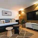 Villa 11 By Lirios Village - Fantastic Location, Private Pool, Ping Pong Table &