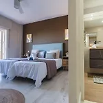 11 By Lirios Village - Fantastic Location, Private Pool, Ping Pong Table & Marbella
