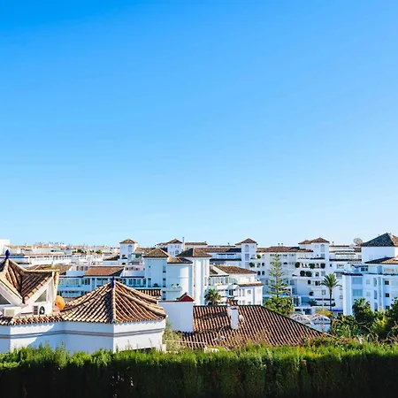11 By Lirios Village *