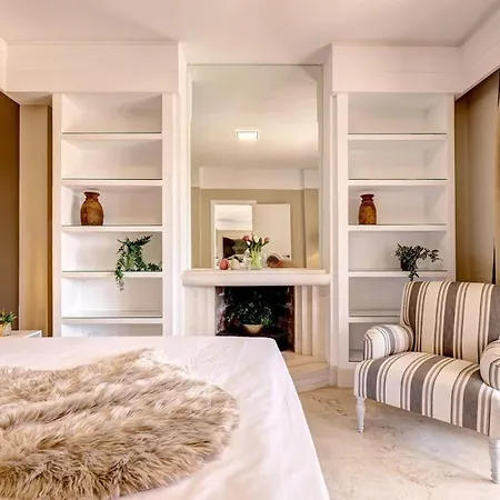 11 By Lirios Village - Fantastic Location, Private Pool, Ping Pong Table & Villa Marbella