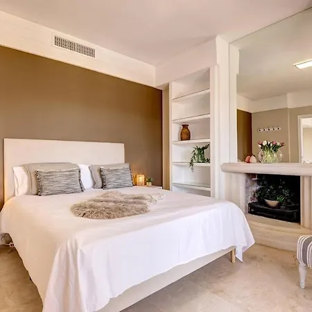 11 By Lirios Village - Fantastic Location, Private Pool, Ping Pong Table & Willa *