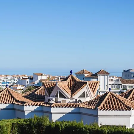 11 By Lirios Village - Fantastic Location, Private Pool, Ping Pong Table & * Marbella