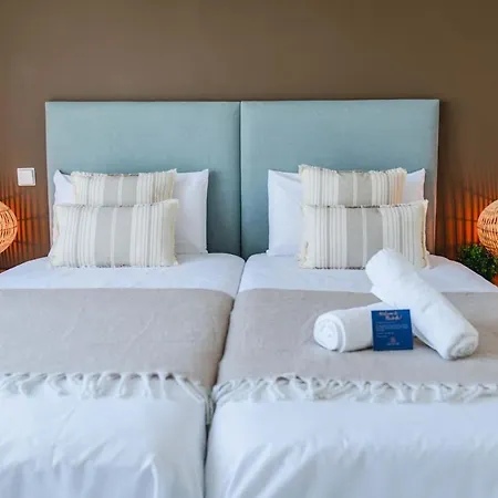 11 By Lirios Village - Fantastic Location, Private Pool, Ping Pong Table & * Marbella