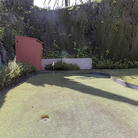 11 By Lirios Village - Fantastic Location, Private Pool, Ping Pong Table & *
