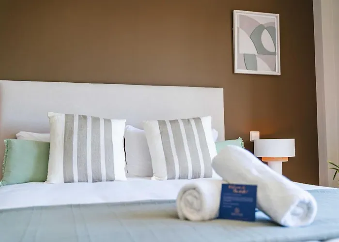 11 By Lirios Village Villa *