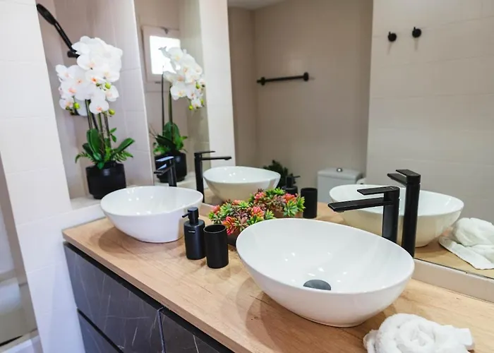 11 By Lirios Village Villa