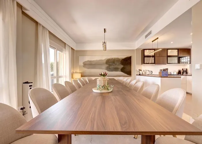 11 By Lirios Village Villa Marbella